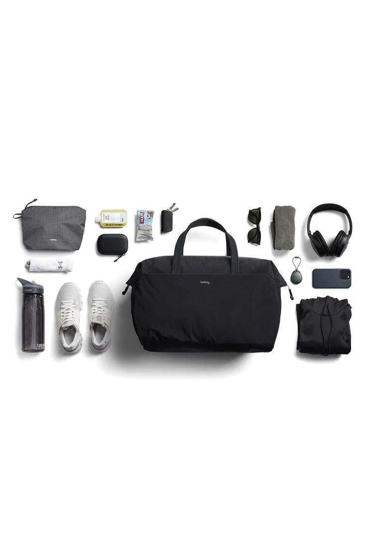 Bellroy Lite Duffel Black (Leather Free)