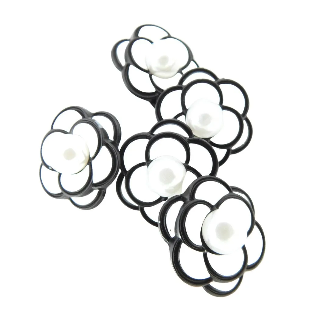 Black and White Flower Buttons