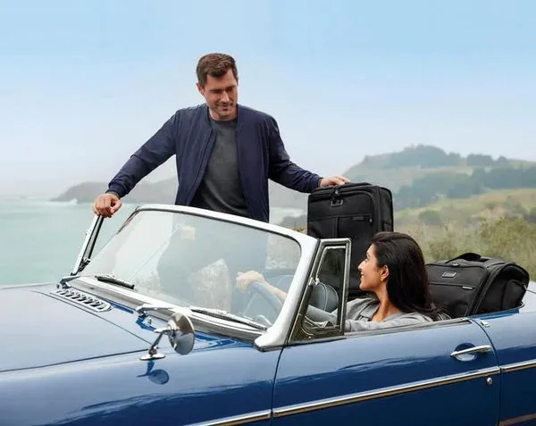 Briggs & Riley NEW Baseline Weekender Duffle