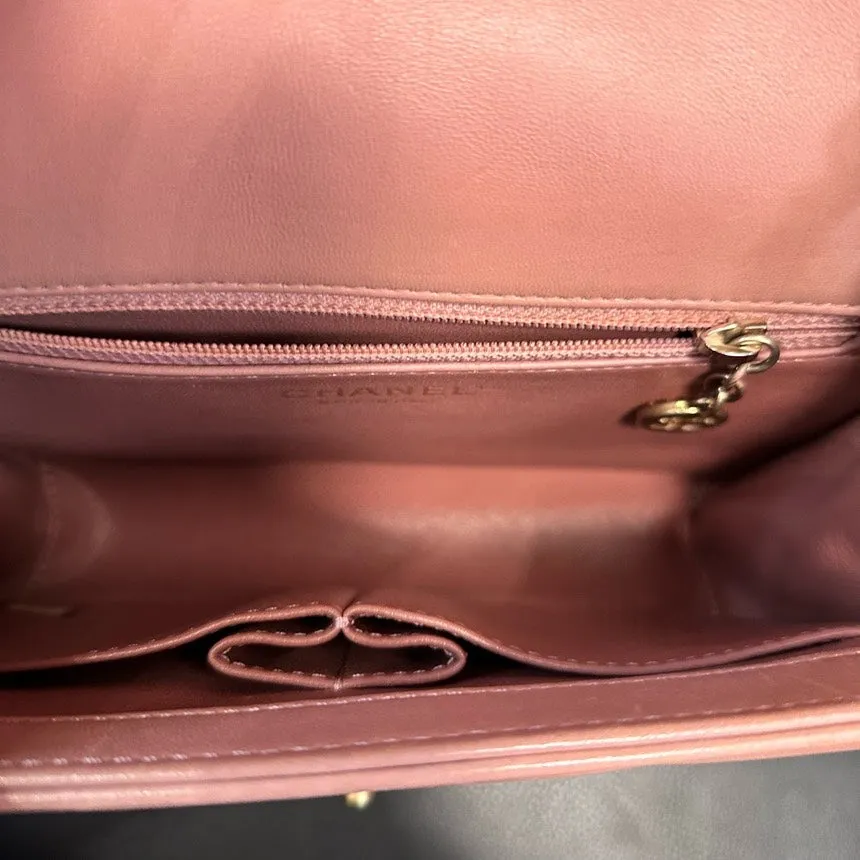Chanel Pink Sheepskin V-Pattern Envelope Bag
