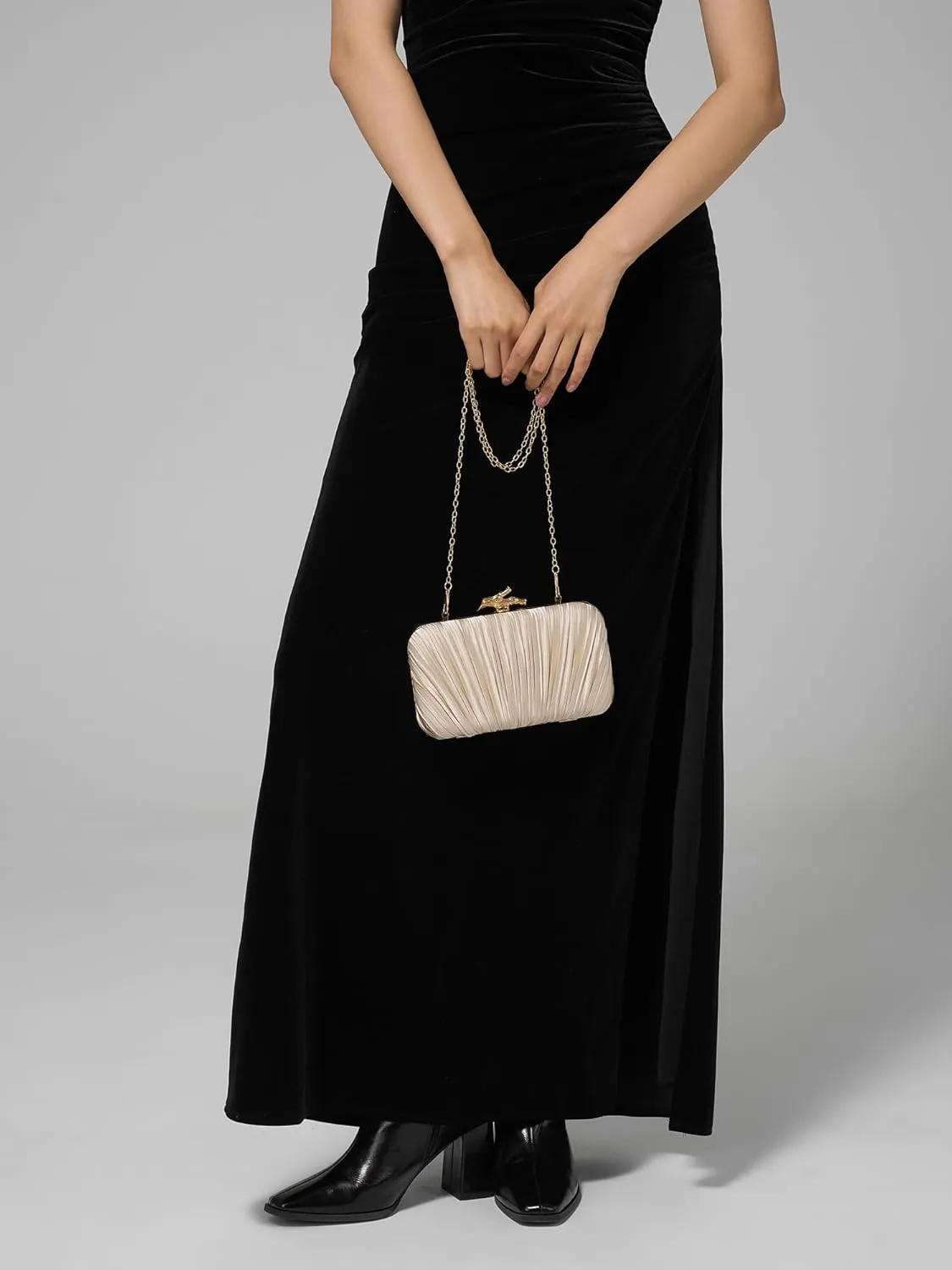 Clutch Purses for Women Evening/Wedding Chic Woven Bag Formal PU Leather Purse Designer Handbags for Women