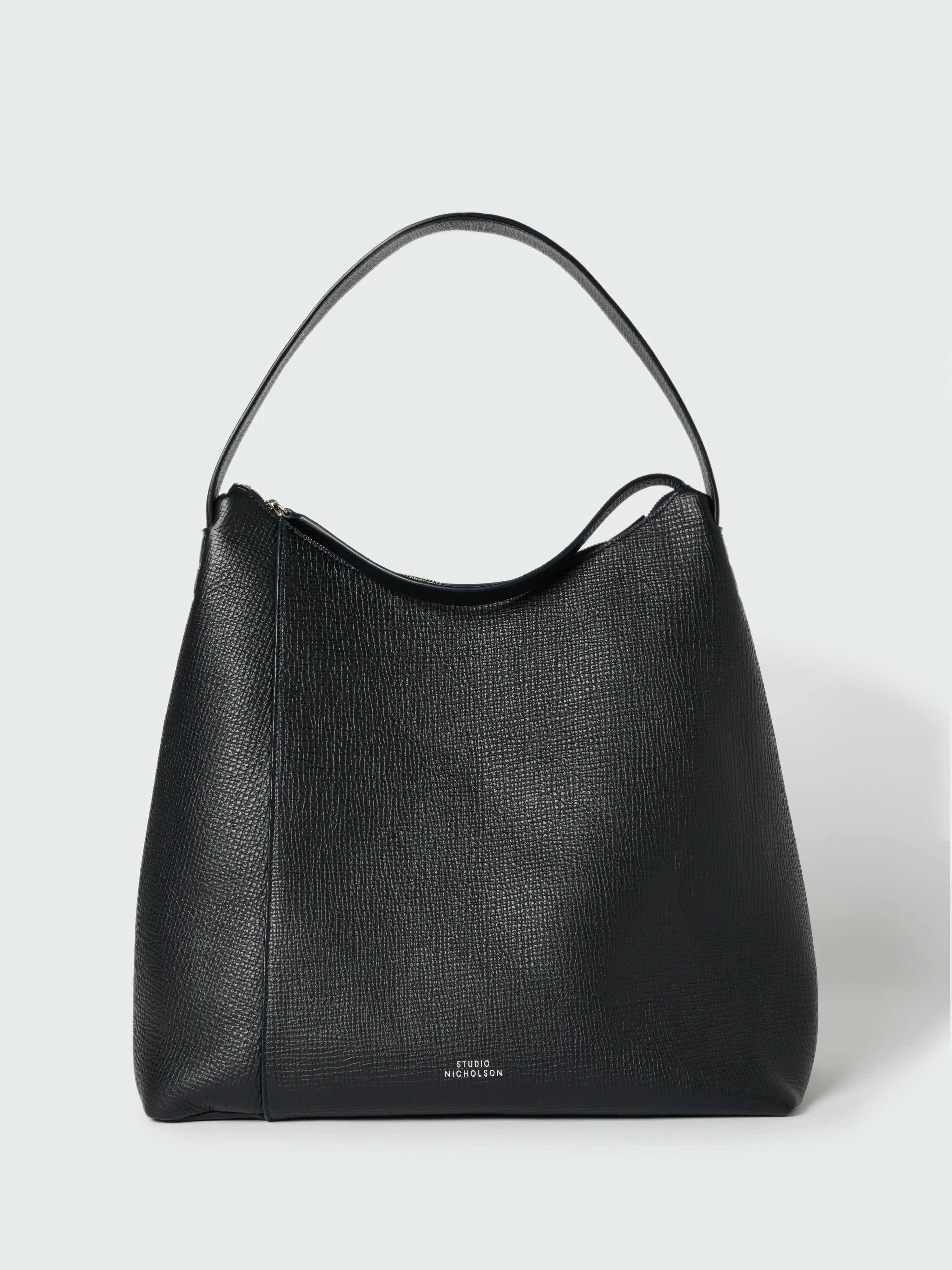 Hobo Type 1 Leather Bag in Darkest Navy