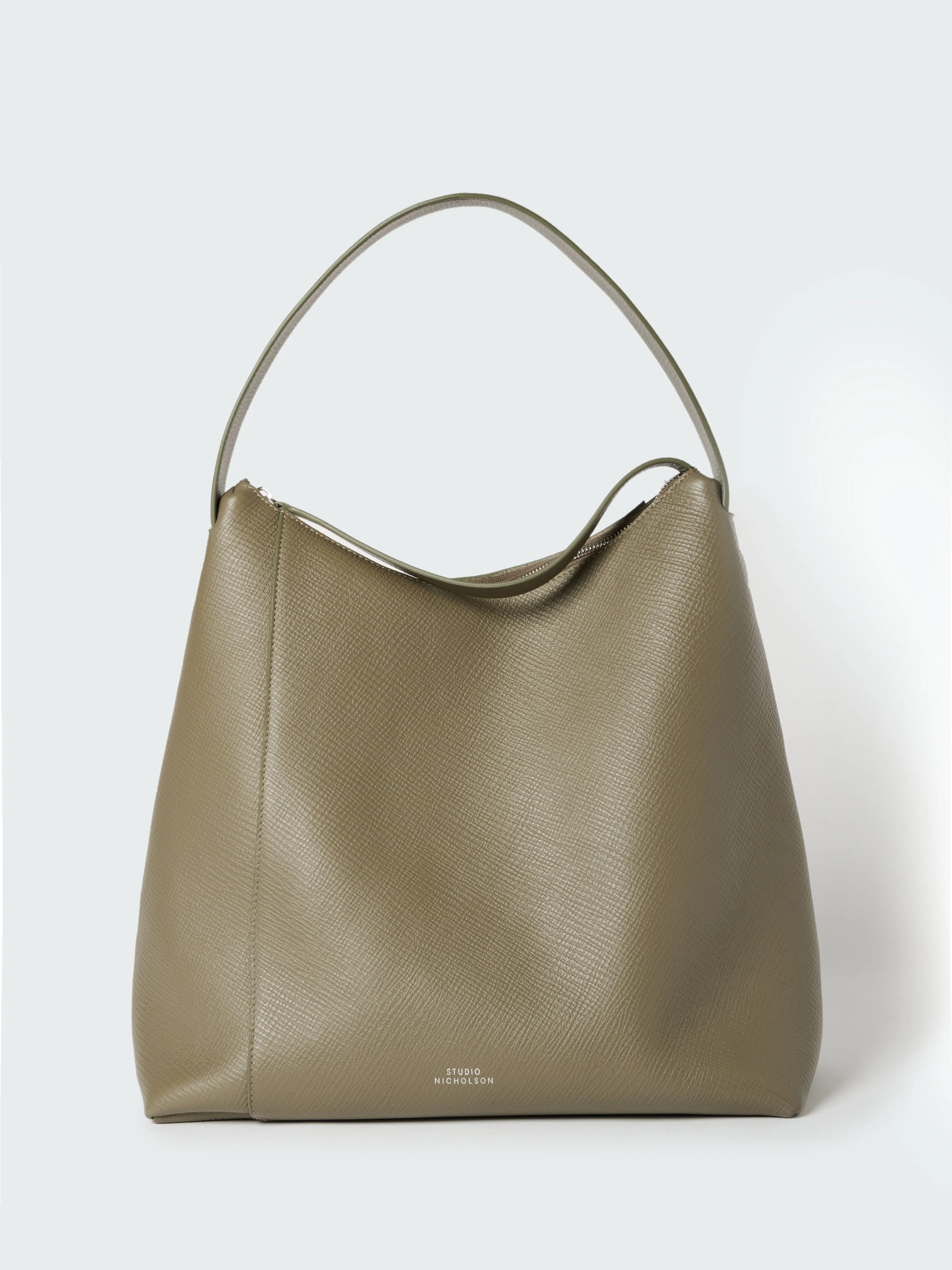 Hobo Type 1 Leather Bag in Elephant