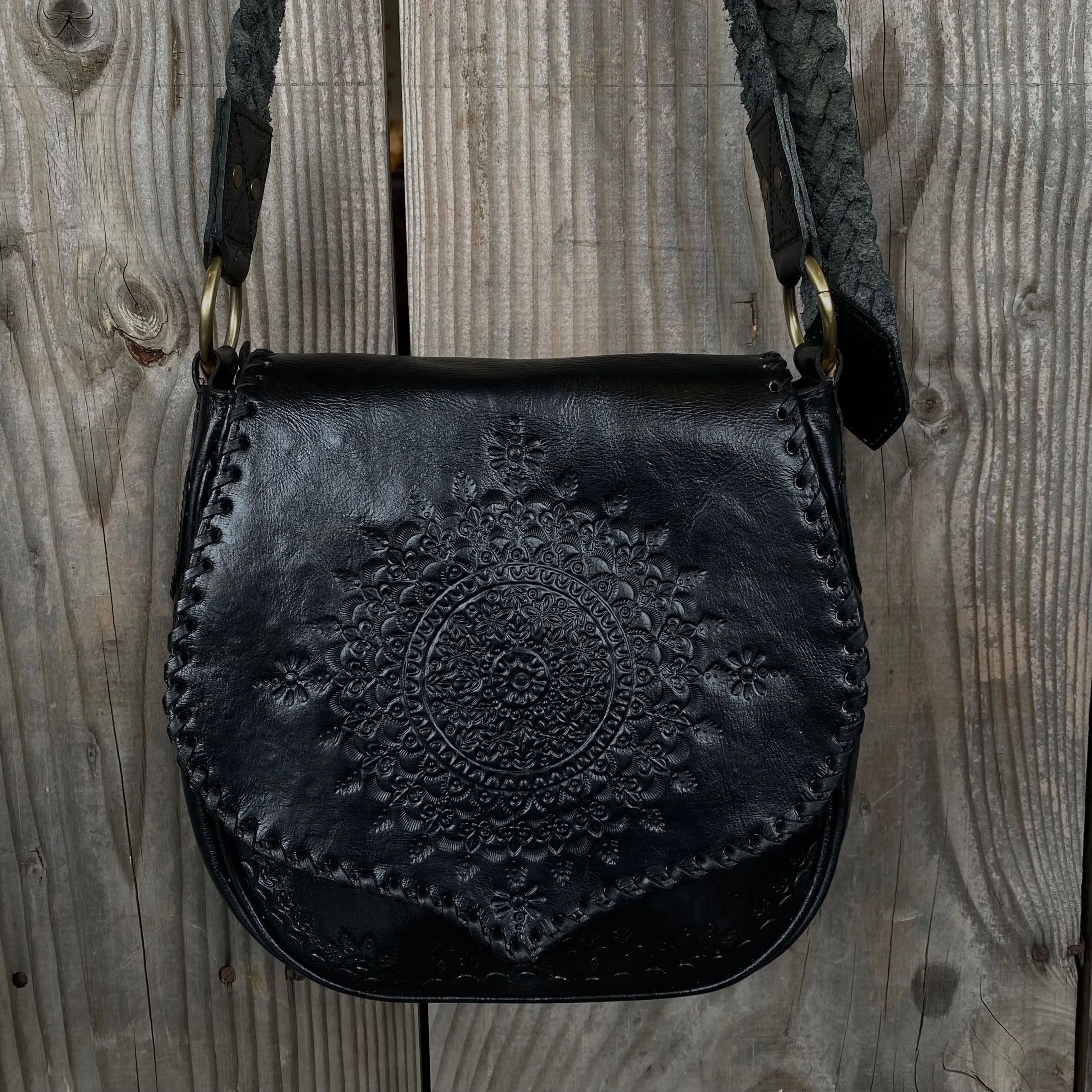 Retro Vibes Carved Leather Handbag